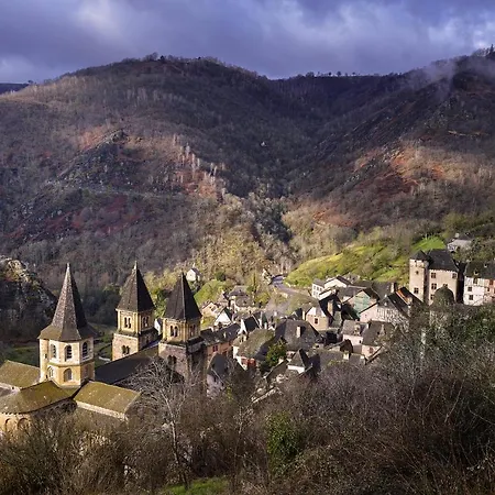 Hébergement de vacances De La Cascade Salles-la-Source